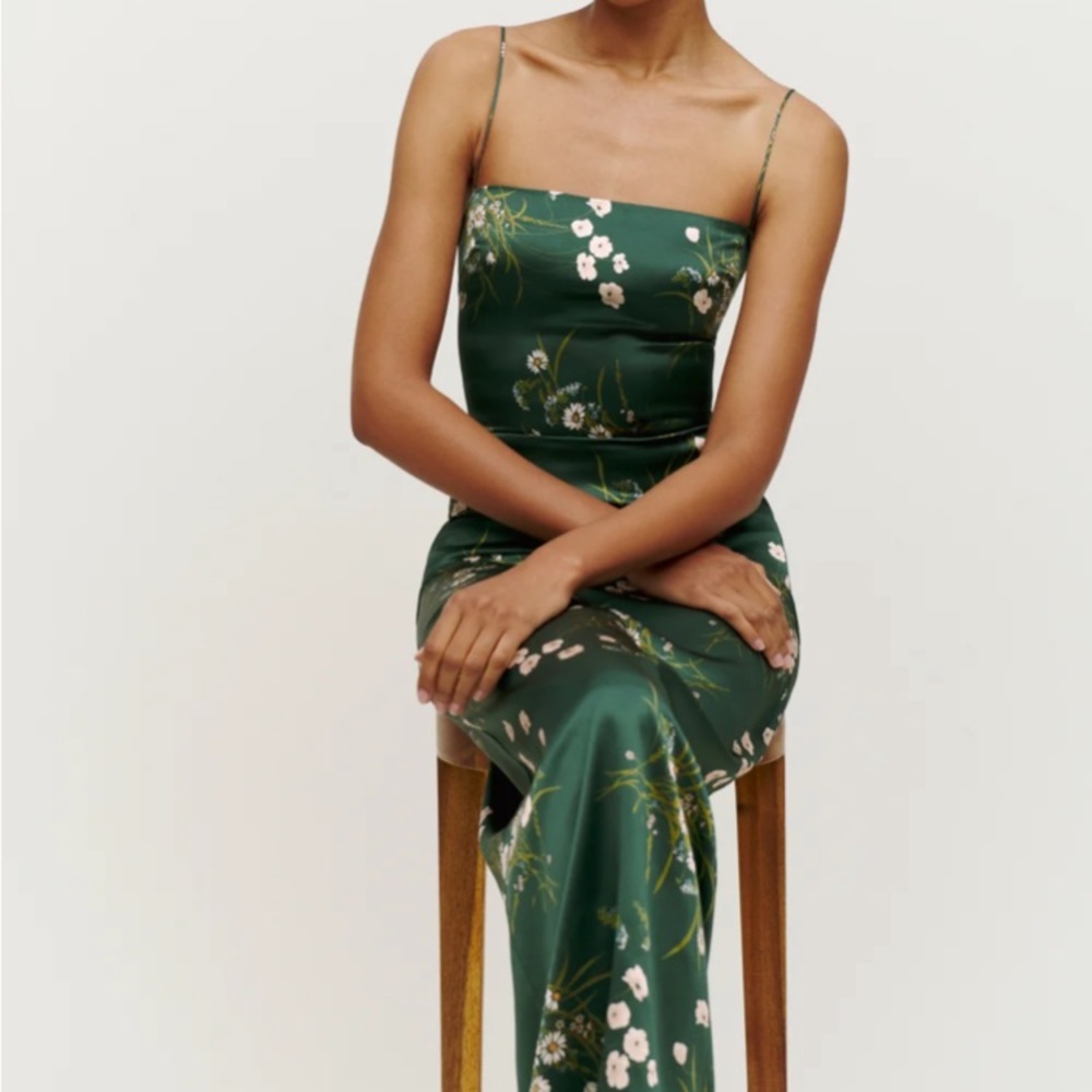 Sale🌟  Reformation Frankie Silk Dress size 4 in Buena